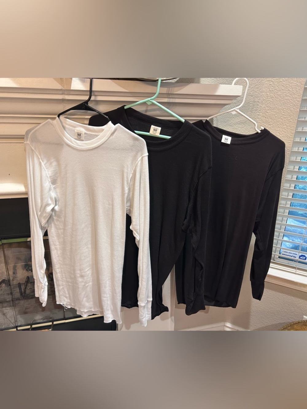 Rock Face Classic Long Sleeve Crew Neck Tee - White & Black bundle
